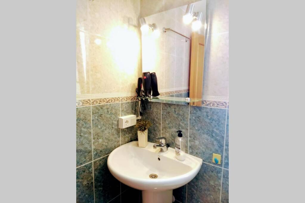 アルテアBright & Spacious Apt - Panoramic Views!アパートメント エクステリア 写真